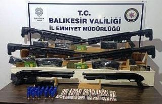 Balıkesir’de bir kadını darbeden şahsın evinde...