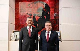 Başkan Böcek, CHP Lideri Özel ile görüştü