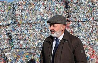 Başkan Çolakbayrakdar, “Geri dönüşümle hem...