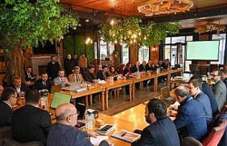 Başkan Genç’ten Büyükşehir yöneticilerine...