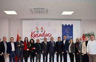 Başkan Günel eski Dışişleri Bakanı Karayalçın’ı...