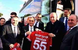 Başkan Kurnaz’dan Cumhurbaşkanı Erdoğan’a...