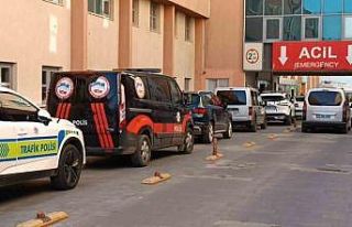 Batman’da okul servisi ile otomobil çarpıştı:...