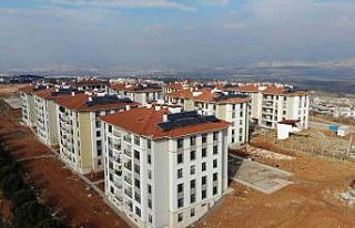 Baykar konutlarına yerleşen kadın yeni evine hayran...