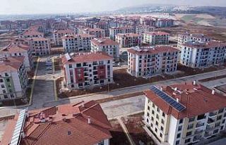 Baykar’ın konutlarına yerleşen depremzedelerden...