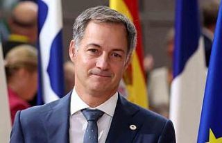 Belçika’da başbakanlık ofisine girmeye çalışan...