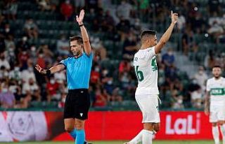 Beşiktaş maçının VAR’ı İspanyol Adrian Cordero...