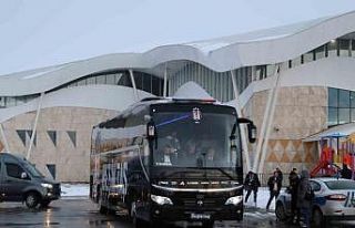 Beşiktaş’ı Sivas’ta az sayıda taraftar karşıladı