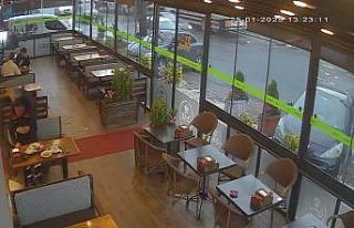 Beylikdüzü’nde nefes borusuna yemek kaçan adama...