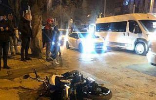 Bilecik’te otomobil ile motosikletin çarpıştı;...