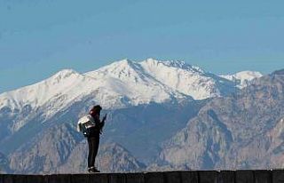 “Bir tarafımızda kar var, bir tarafımız yaz"