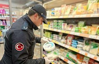 Bodrum’da manav ve şarküteri denetimleri sürüyor