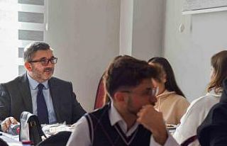 BŞEÜ Rektör Kaplancıklı, MYO öğrencileri ile...