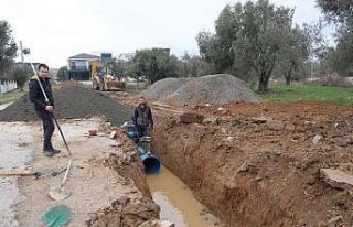 Burhaniye de yarım asırlık kanalizasyon hattı...