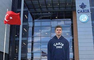 Bursalı lise öğrencisinin Oxford başarısı