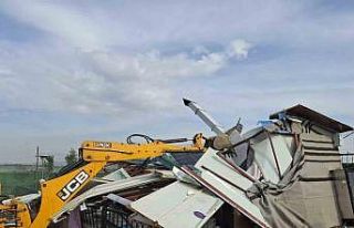 Büyükçekçekmece’de 14 kaçak yapı belediye...