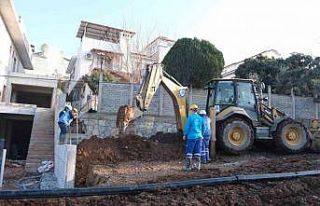 Büyükşehir’in Kuşadası’ndaki altyapı çalışmaları...