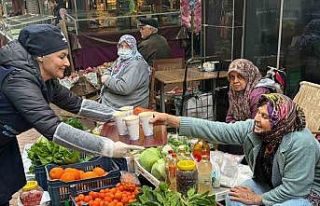 Büyükşehir’in sıcak çorba ikramı binlerce...