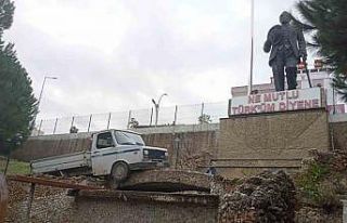 Çalınan kamyonetin bulunduğu yer görenleri hayrete...