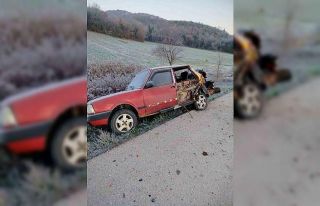 Çanakkale’de arıza yapan araç kaza yapmış halde...