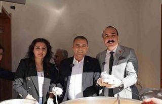 Çandır Fasulyesi Şenliği’nde vatandaşlara piyaz...