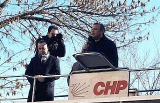 CHP Genel Başkanı Özel, Kars’ta partisinin il...