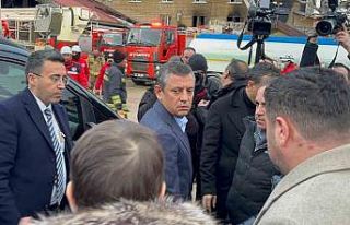 CHP Genel Başkanı Özel, yangın faciasının yaşandığı...