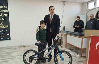 "Çocuk Gazeteciler Yarışıyor Projesi"nde...