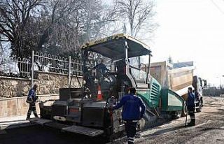 Denizli Büyükşehir Belediyesinin yol yapım çalışmaları...