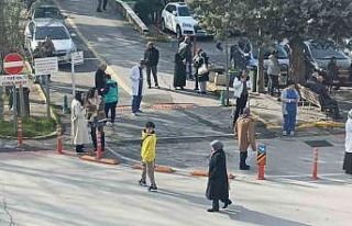 Deprem Bursa’da paniğe yol açtı.. Deprem anı...