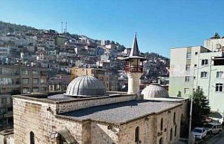 Depremde hasar alan cami tarihi cami restorasyon çalışmasının...