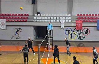 Diyadin’de kurumlar arası voleybol turnuvası