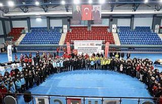 Düzce’de arama kurtarma derneklerine malzeme desteği