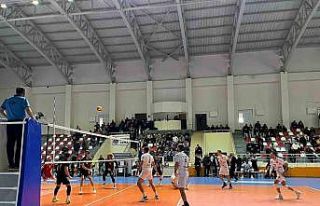 Efeler Ligi: TÜRŞAD: 0 - Spor Toto: 3