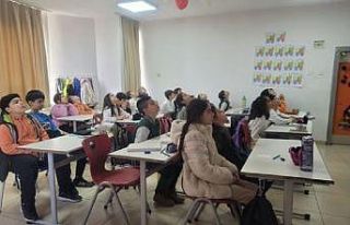 Elazığ’da öğrencilere çocukluk çağında fiziksel...