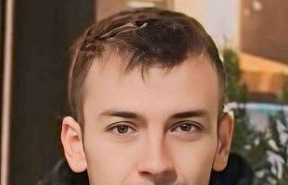 Elektrik akımına kapılarak vinçten düşen genç...