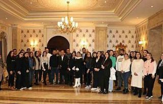 Elite World Van Otel’de İranlı acente temsilcileriyle...