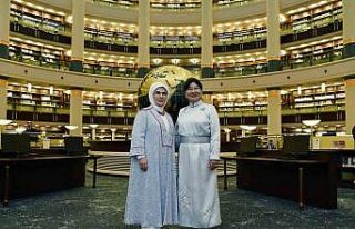 Emine Erdoğan, Moğolistan Cumhurbaşkanı’nın...