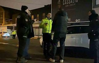 Emniyet uygulamasını gördü, "Para çekmeye...