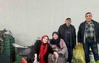 Esnaf ziyaretleri yapan Denizli Milletvekili Ün vatandaşın...