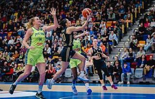 Fenerbahçe Kadın Basketbol Takımı, namağlup unvanını...