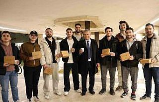 Final haftasına hazırlanan öğrencilere Rektör...