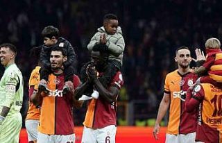 Galatasaray yenilmezlik serini 21 maça çıkardı