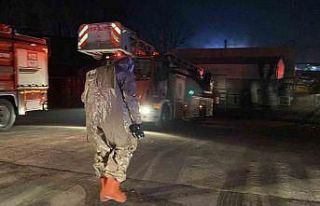 Gaz dolum tesisindeki sızıntı ekipleri harekete...