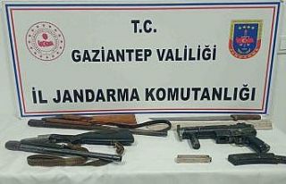Gaziantep’te 18 adet kaçak silah ele geçirildi