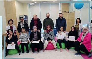 Gebe Okulu mezunlarını verdi