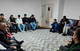 Gediz KYK yurtlarında kalan öğrencilere moral etkinliği