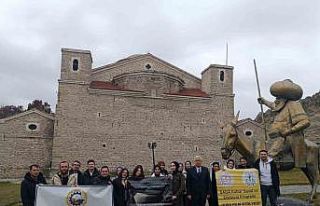 Gedizli öğrenciler gönül dağı dizi setini ziyaret...