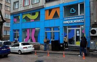 Gençlerden, Bandırma Gençlik Merkezi’ne tam not