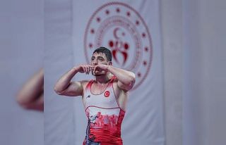 Güreş Sporcusu Başar, Ankara’dan gümüş madalya...